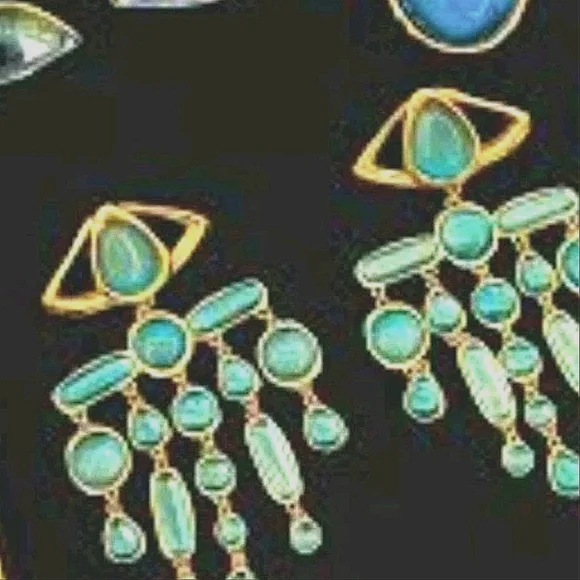 🌹Schiaparelli Green Cabushon eye earrings - Picture 3 of 13